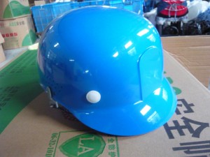 ABS and HDPE material Durable light weight working bump cap safety halmet in automotive filed